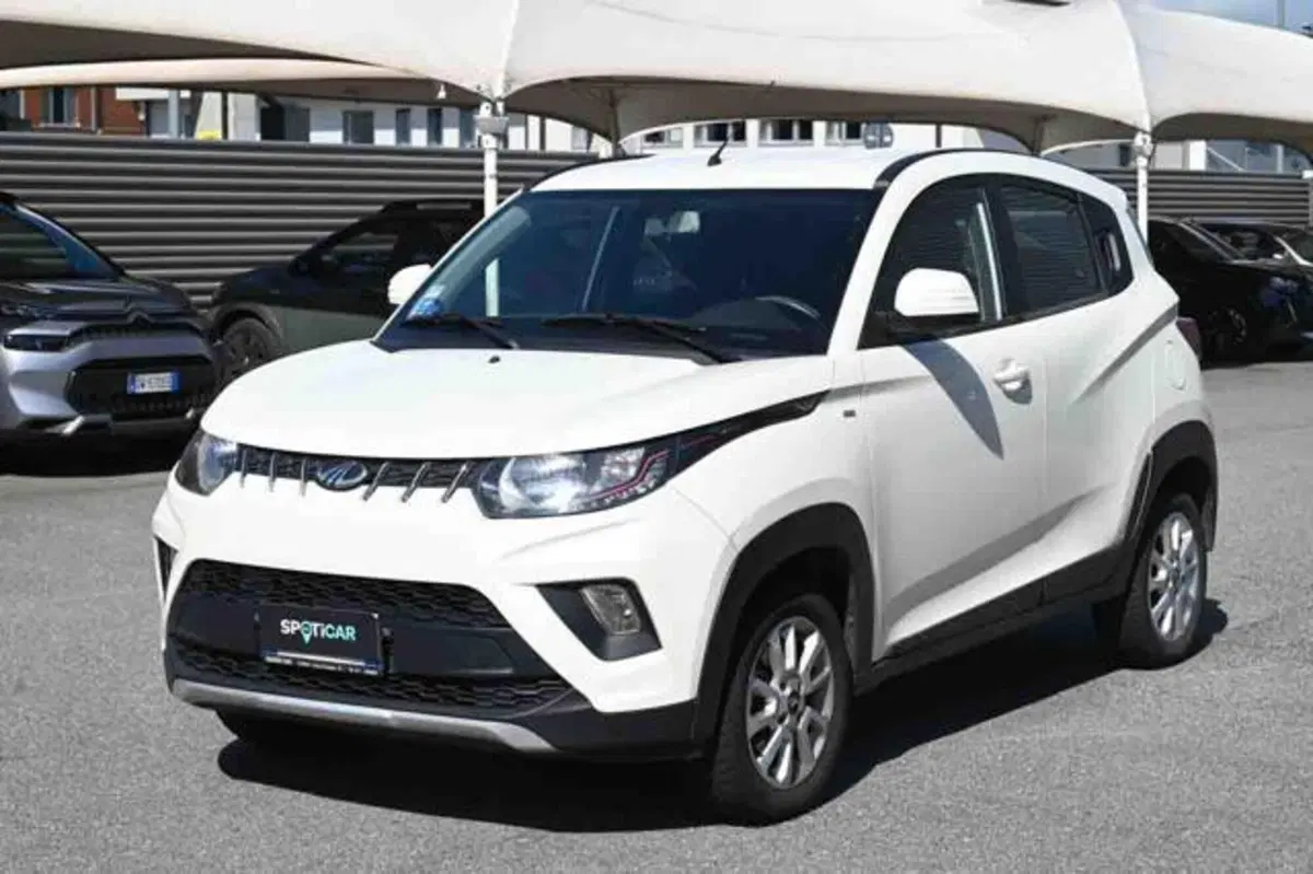 Mahindra KUV100 usata a Torino