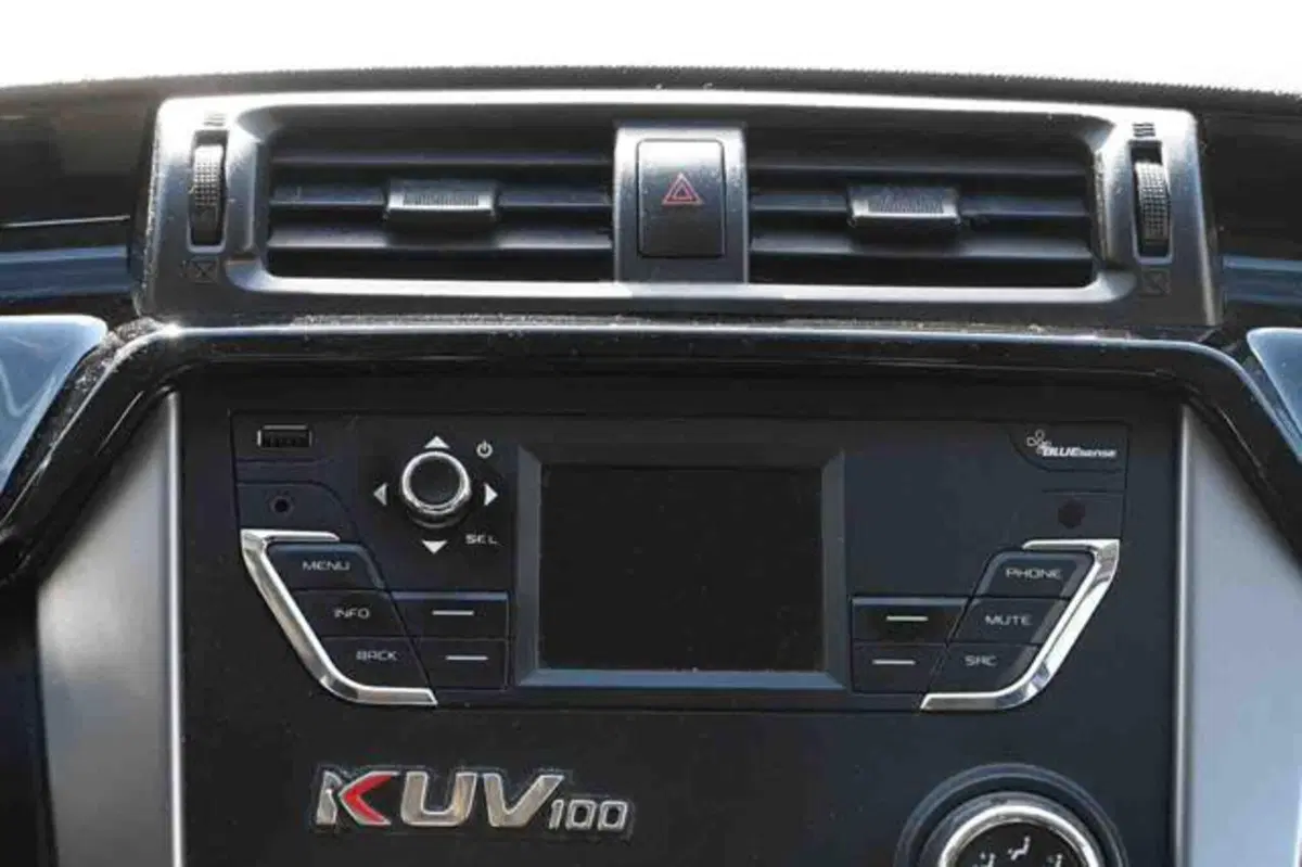 Mahindra KUV100 usata a Torino (14)