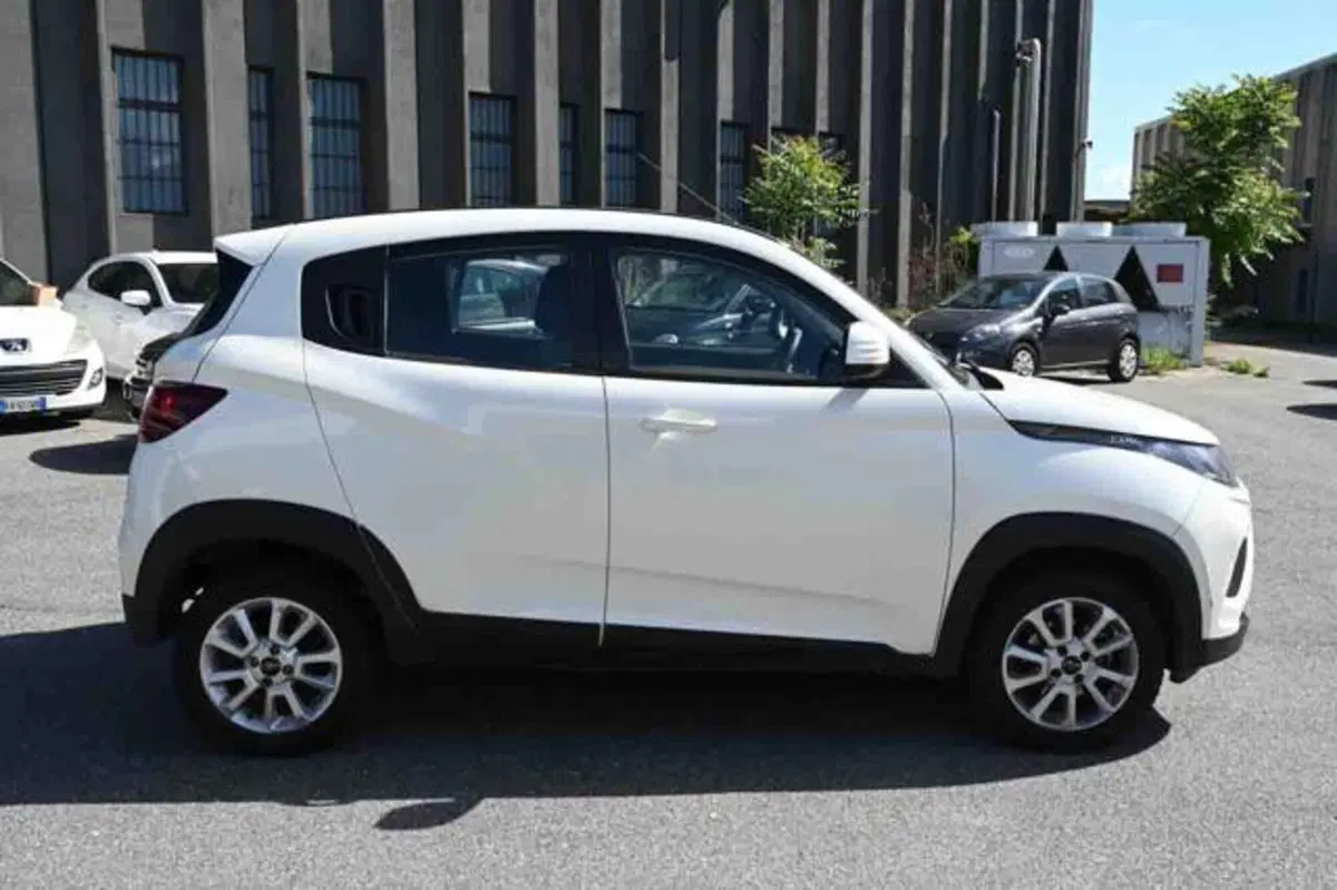 Mahindra KUV100 usata a Torino (17)