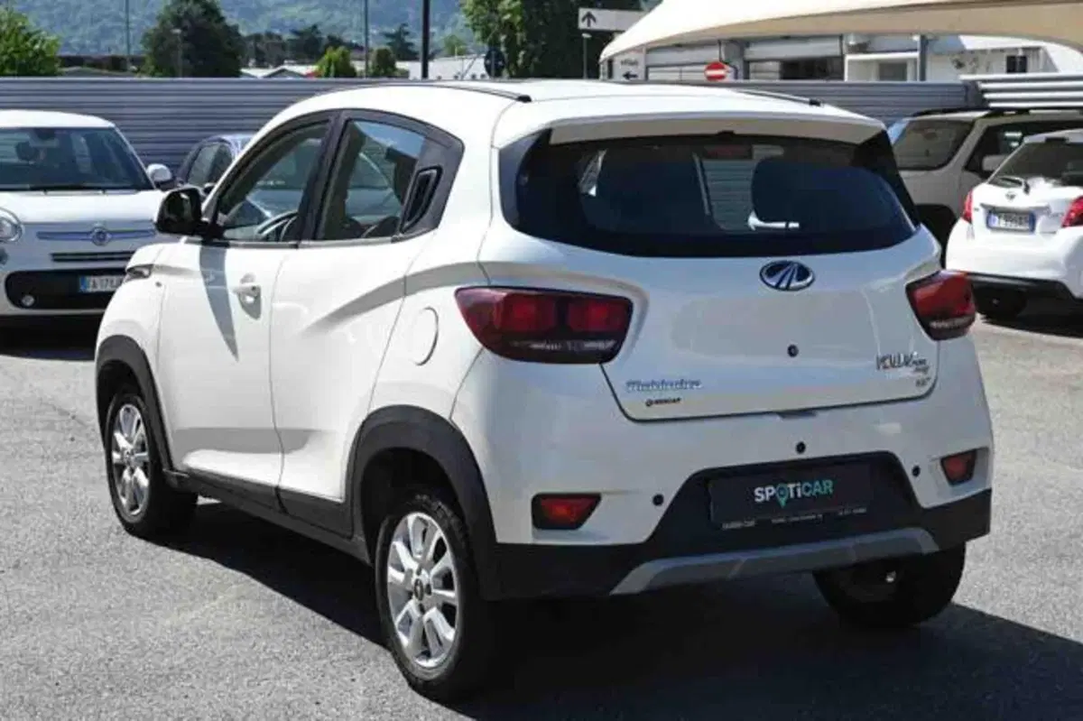 Mahindra KUV100 usata a Torino (4)