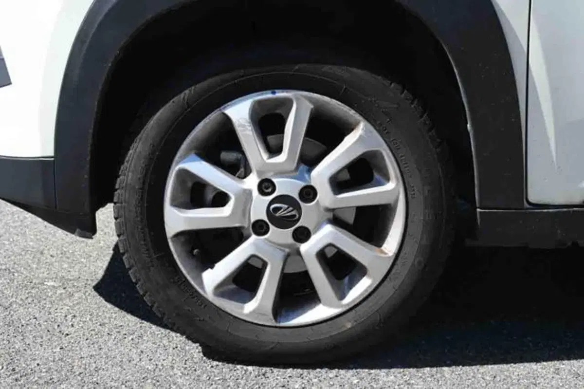 Mahindra KUV100 usata a Torino (6)