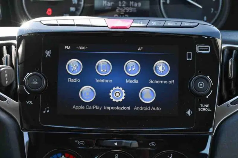 Lancia Ypsilon usata a Torino (14)