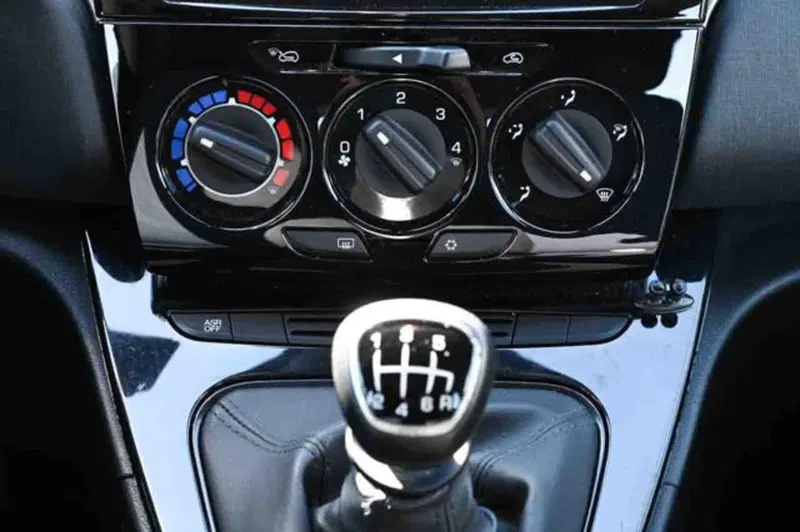 Lancia Ypsilon usata a Torino (15)