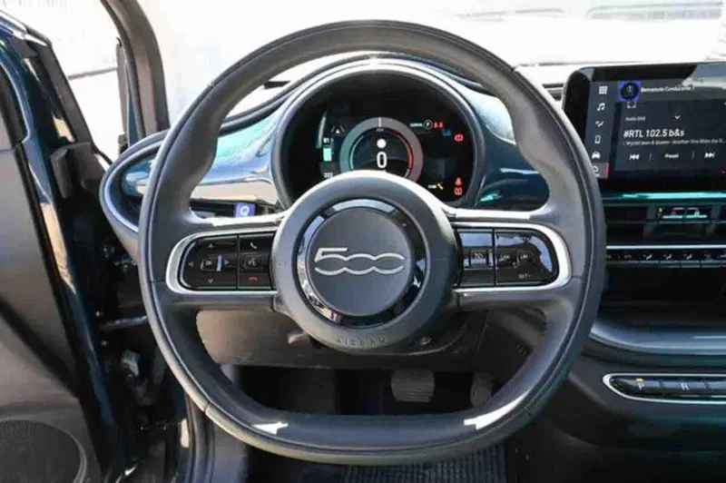 Fiat 500e usata a Torino (11)