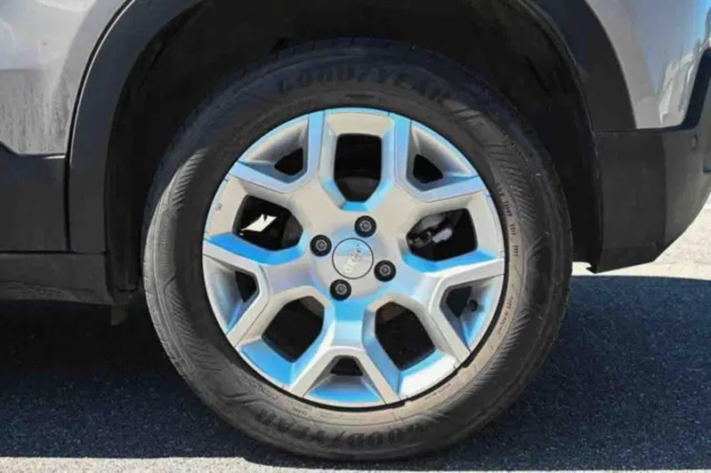 Jeep Avenger usata a Torino (6)