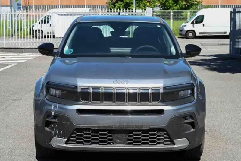 Jeep Avenger usata a Torino (16)