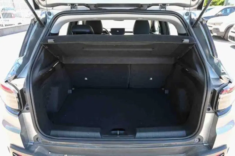 Jeep Avenger usata a Torino (5)