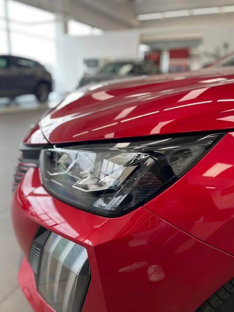 Peugeot 208 nuova a Sassari (12)