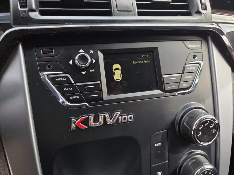 Mahindra KUV100 usata a Torino (20)