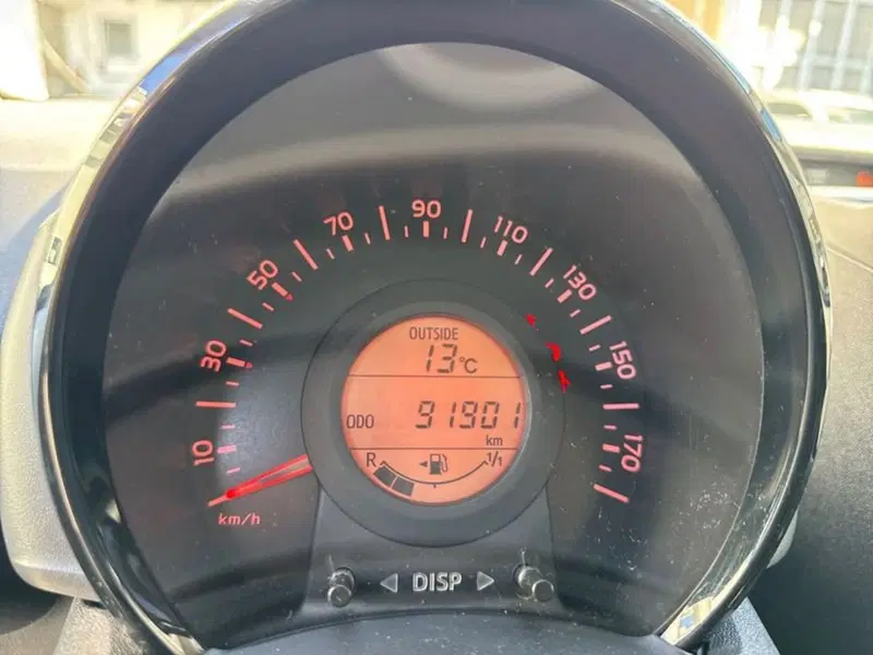 Toyota Aygo usata a Prato (11)