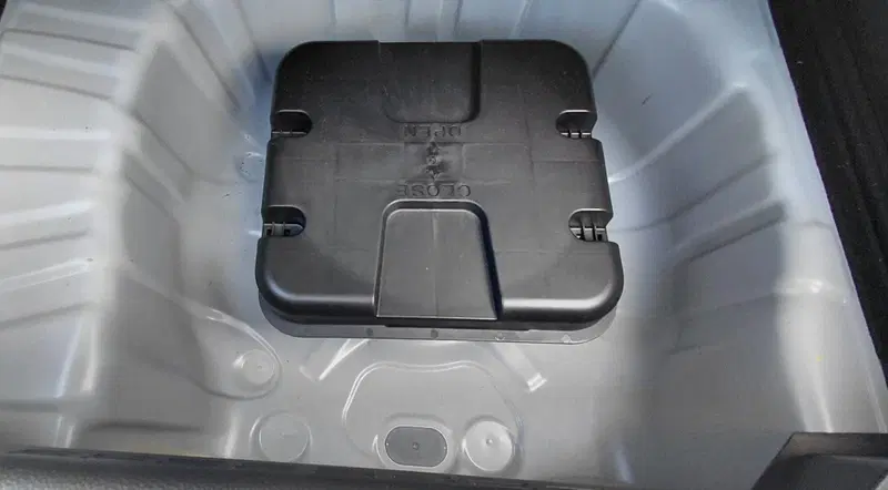 Mitsubishi Colt nuova a Cosenza (19)
