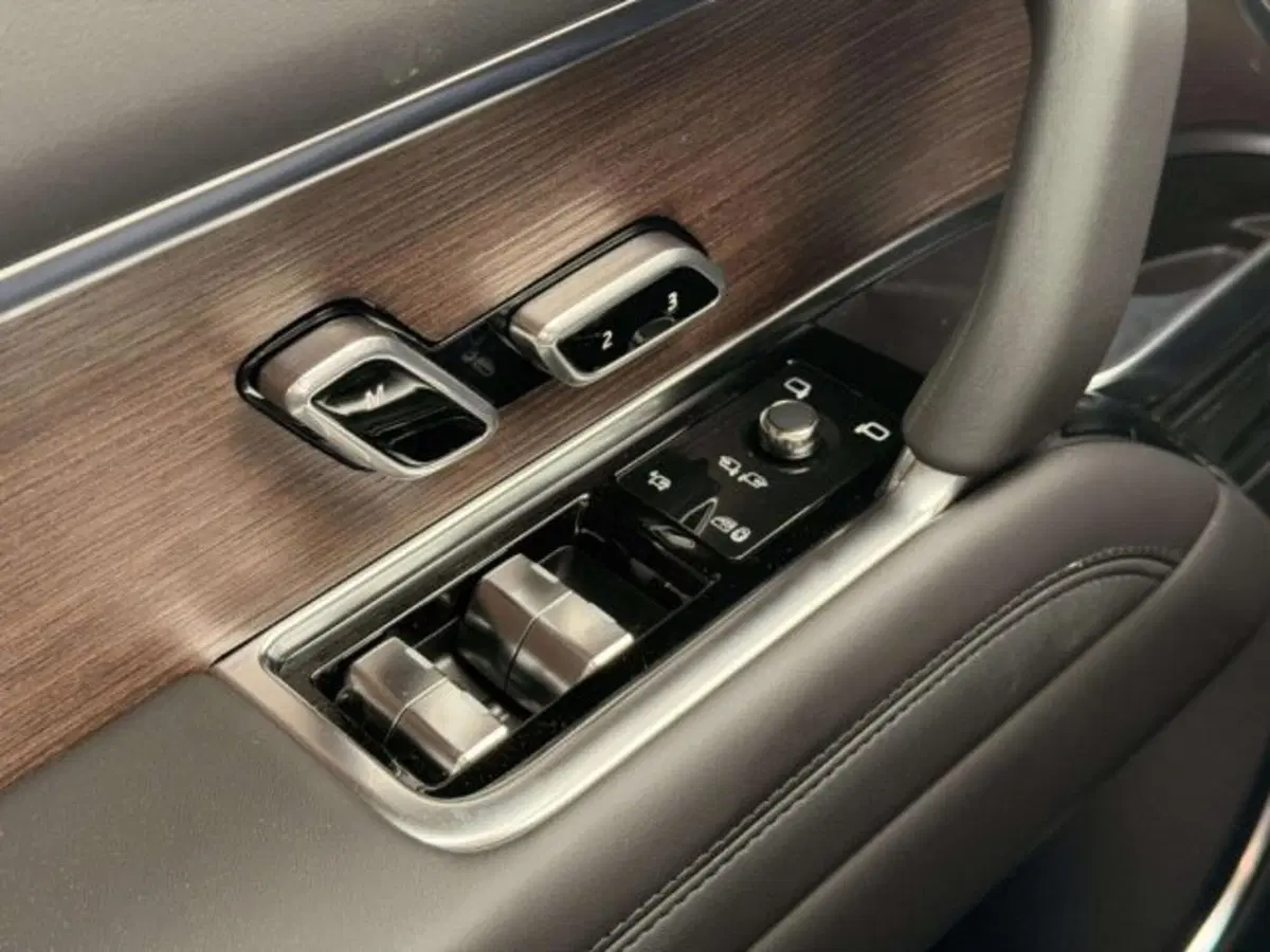 Land Rover Range Rover Sport usata a Siena (18)