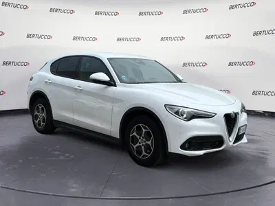 Alfa Romeo Stelvio Stelvio 2.2 Turbodiesel 160 CV AT8 RWD Super Business del 2022 usata a Verona