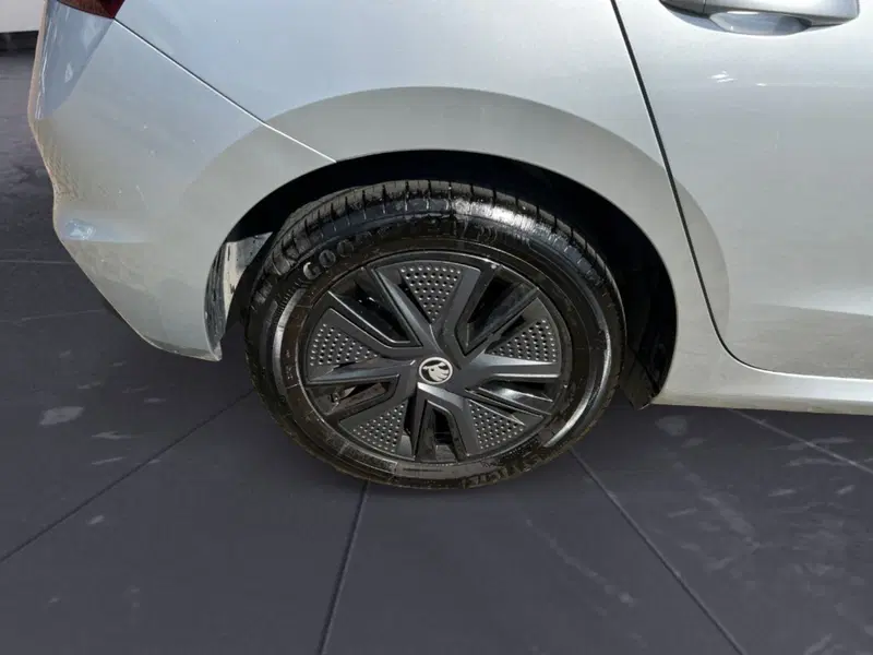 Skoda Fabia usata a Verona (6)