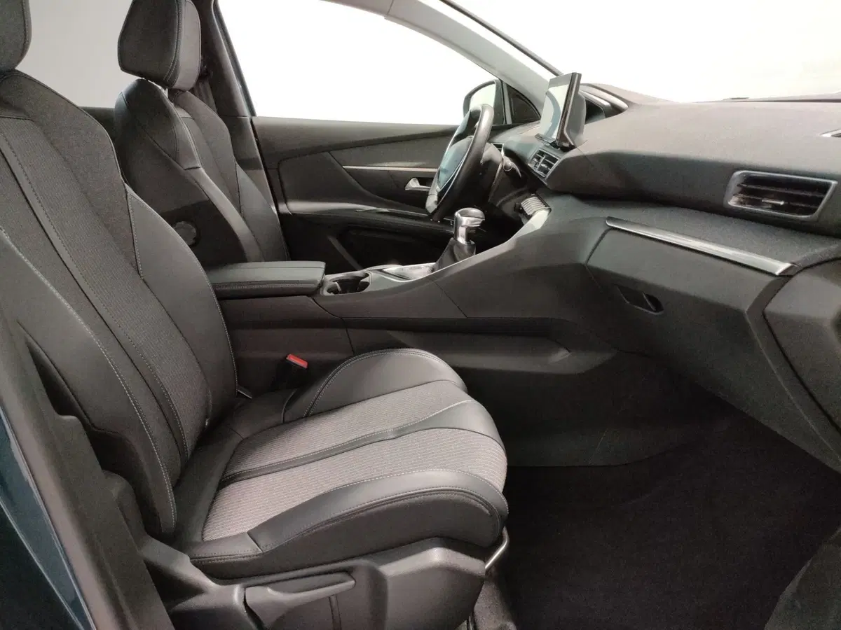 Peugeot 3008 usata a Teramo (15)