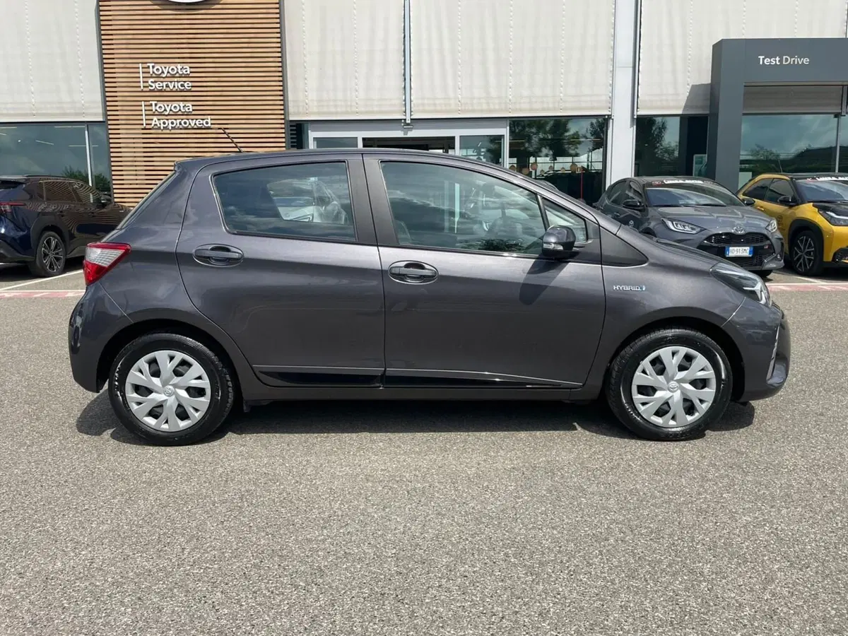 Toyota Yaris usata a Piacenza (10)