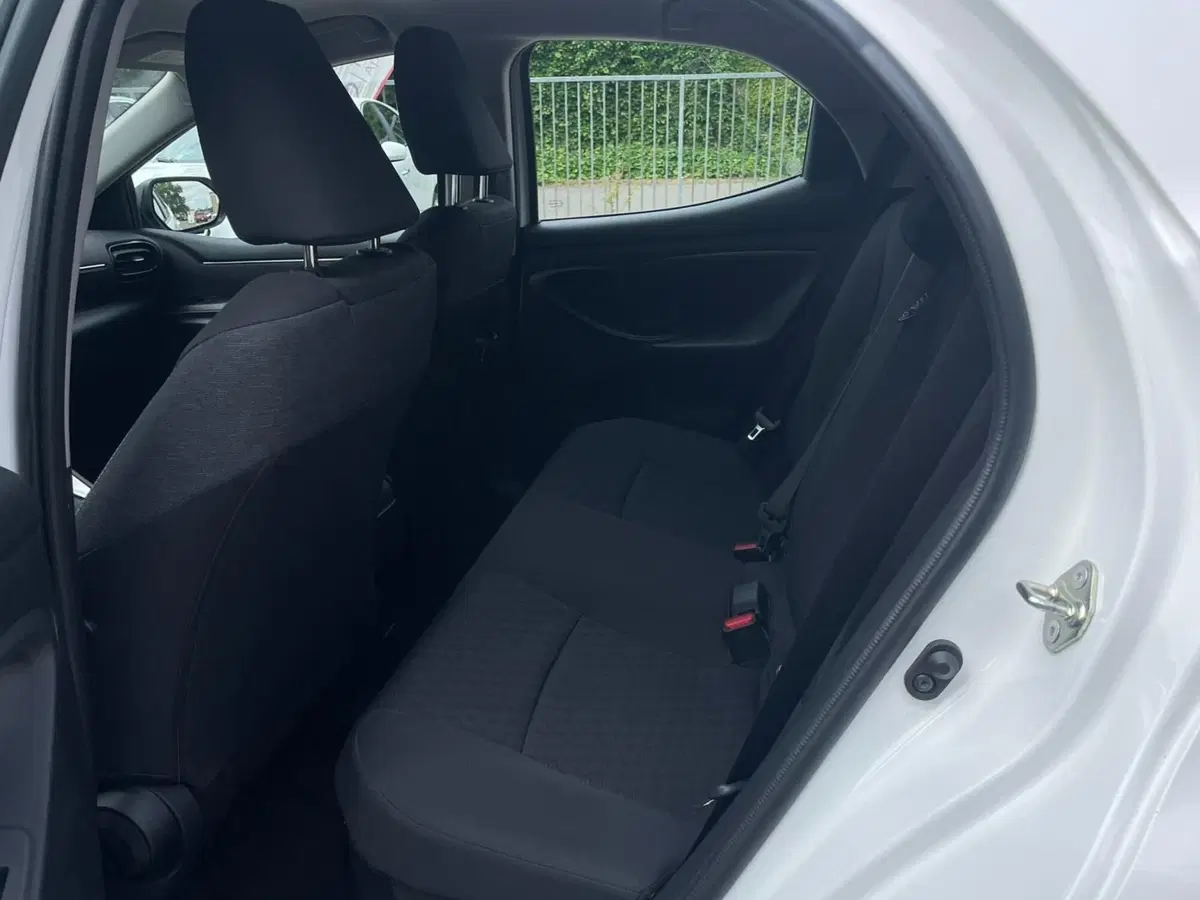 Toyota Yaris usata a Piacenza (13)