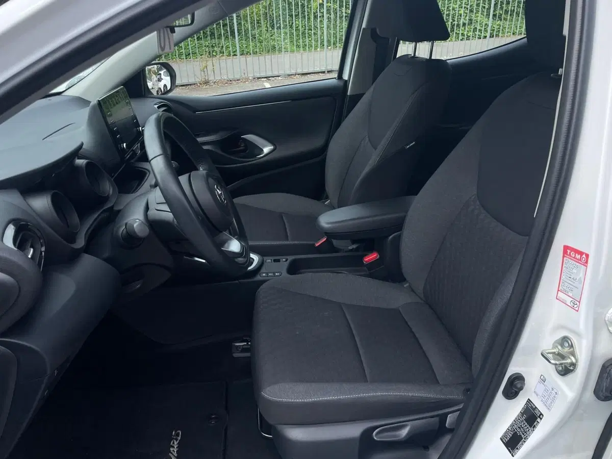Toyota Yaris usata a Piacenza (16)