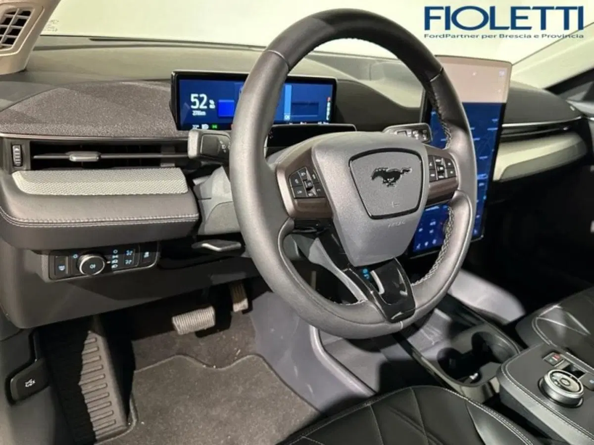 Ford Mustang Mach-E nuova a Brescia (13)