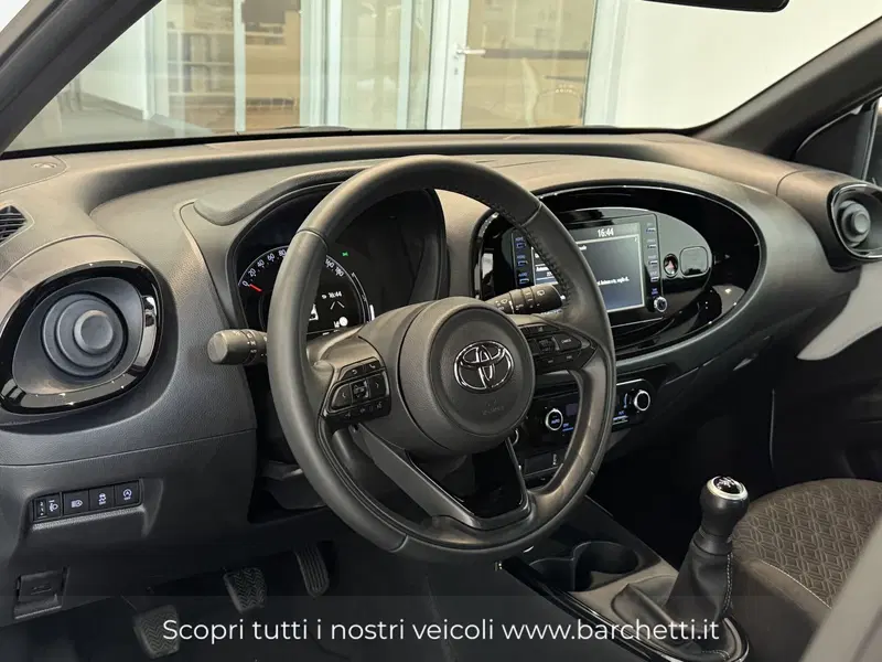 Toyota Aygo X usata a Brescia (9)