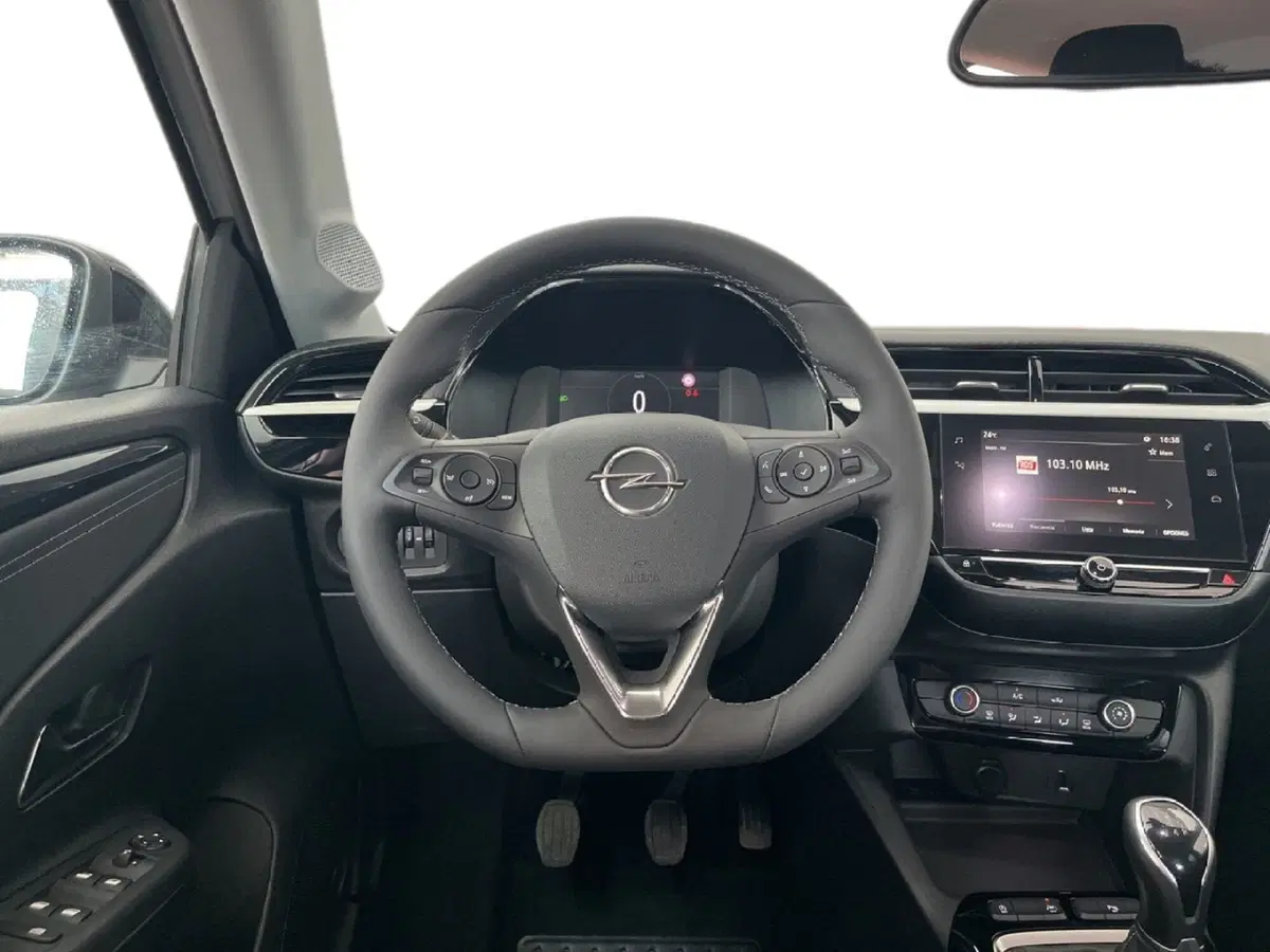 Opel Corsa usata a Torino (12)