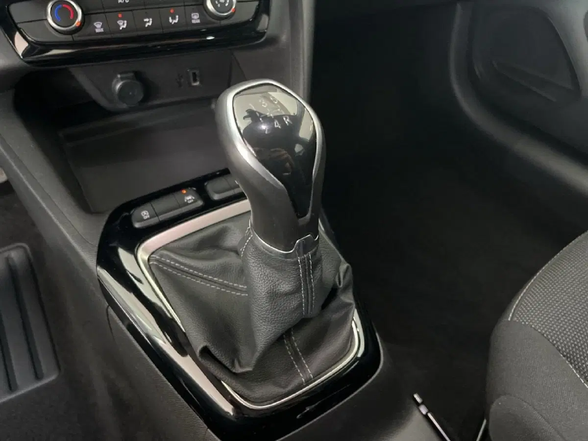 Opel Corsa usata a Torino (14)