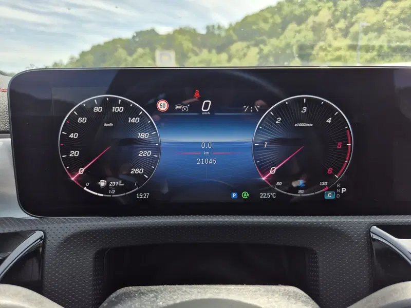 Mercedes-Benz CLA Shooting Brake usata  (13)