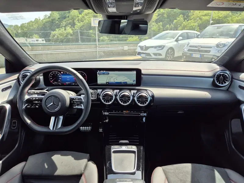 Mercedes-Benz CLA Shooting Brake usata  (8)