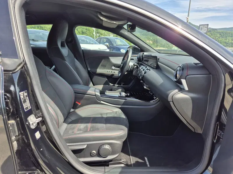 Mercedes-Benz CLA Shooting Brake usata  (9)