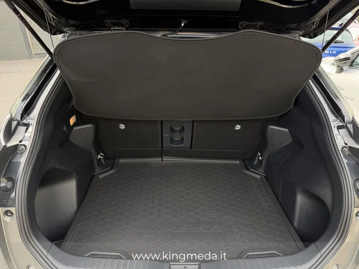 Toyota Yaris Cross usata a Monza e Brianza (6)