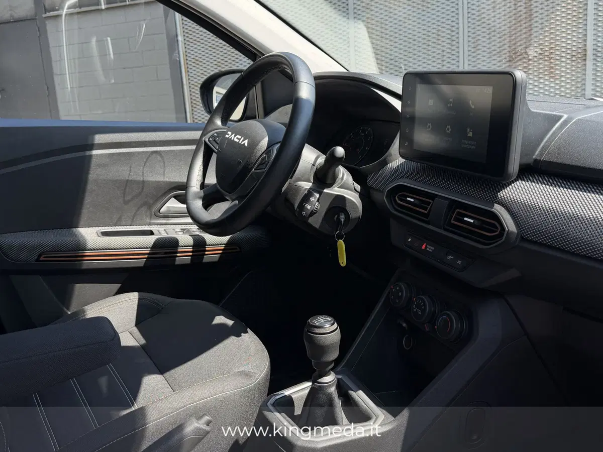 Dacia Sandero usata a Monza e Brianza (9)