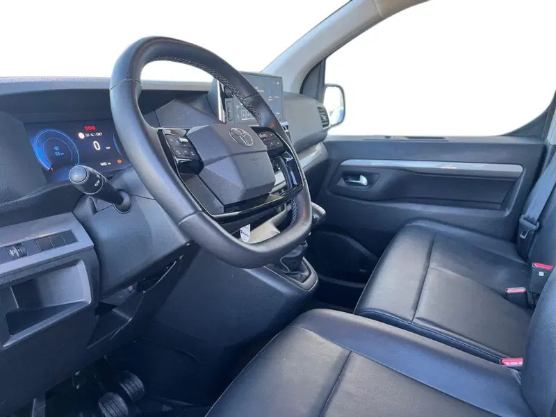 Toyota Proace Verso usata a Ragusa (7)