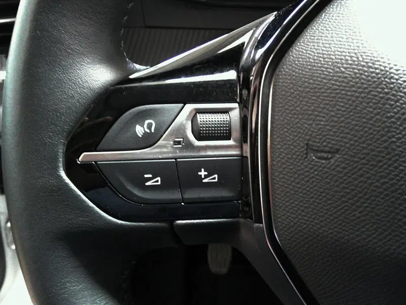 Peugeot 2008 usata a Treviso (15)