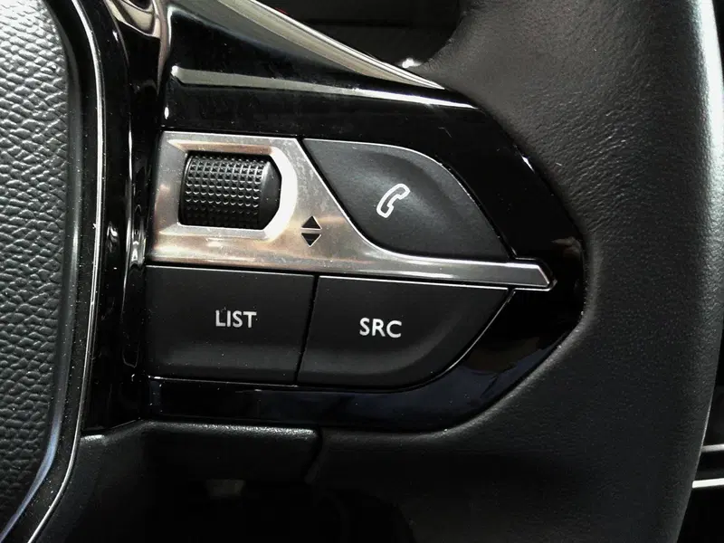 Peugeot 2008 usata a Treviso (16)