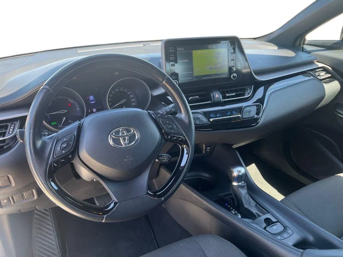 Toyota Toyota C-HR usata a Siracusa (8)