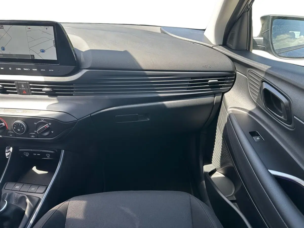 Hyundai Bayon nuova a Pistoia (12)