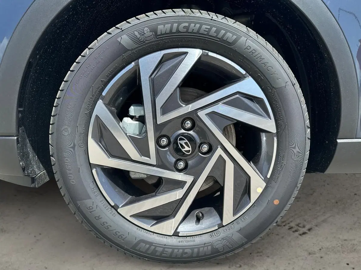 Hyundai Bayon nuova a Pistoia (14)