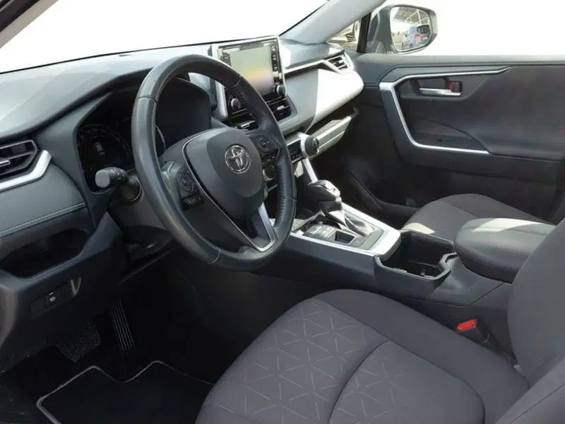 Toyota Rav4 usata a Cagliari (8)