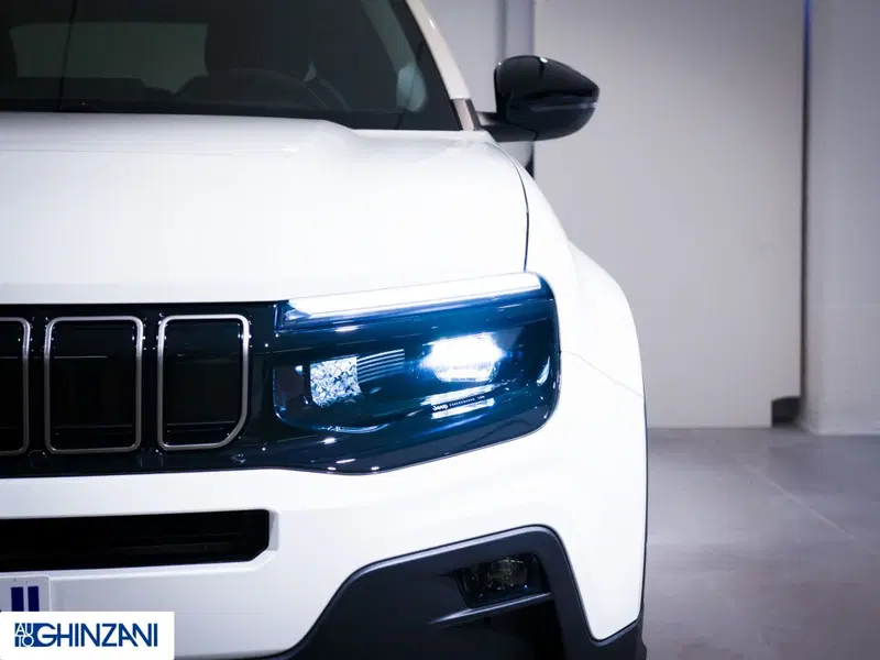 Jeep Avenger nuova a Bergamo (20)