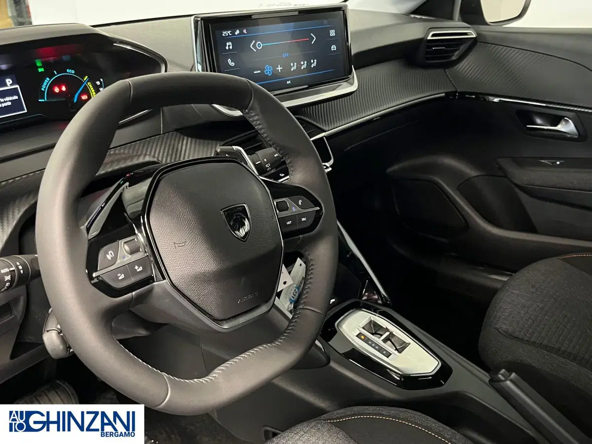 Peugeot 208 nuova a Bergamo (8)