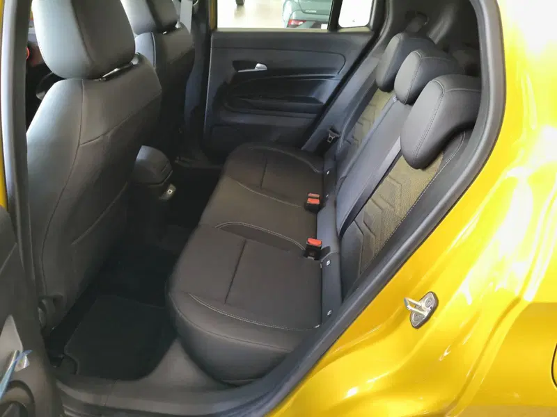 Jeep Avenger nuova a Macerata (20)