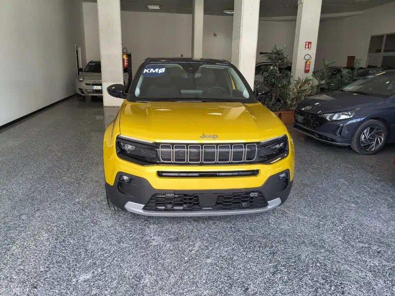 Jeep Avenger nuova a Macerata (5)