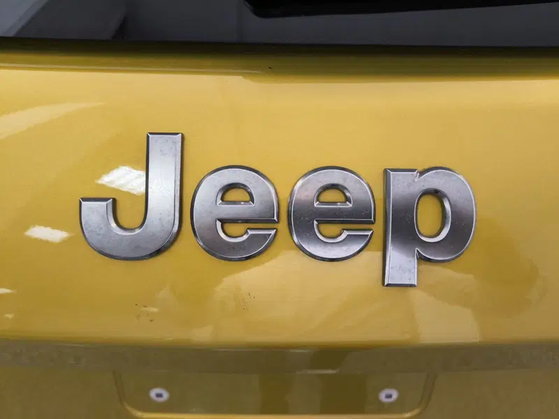 Jeep Avenger nuova a Macerata (9)