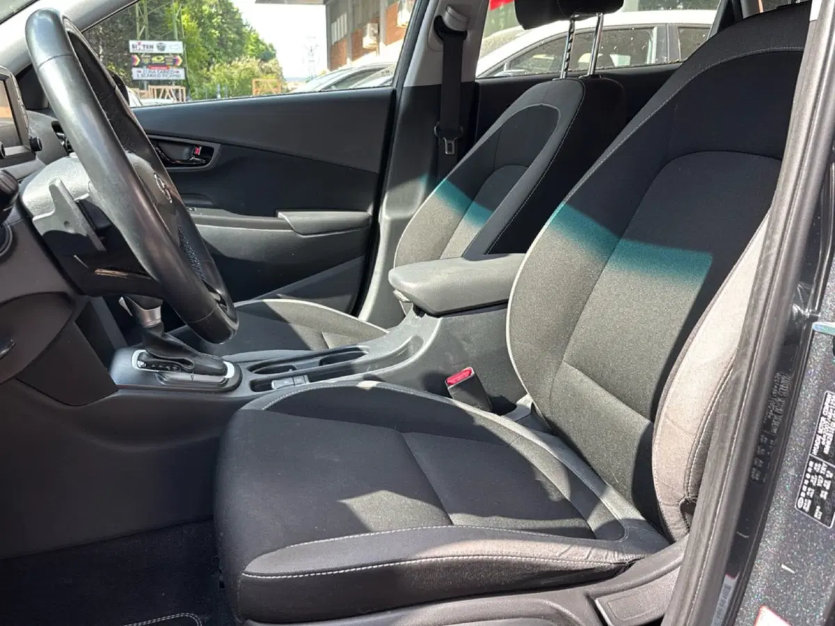 Hyundai Kona usata a Bologna (8)