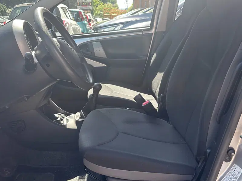 Toyota Aygo usata a Bologna (7)