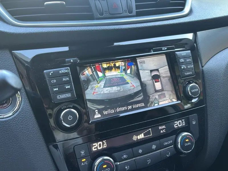 Nissan Qashqai usata a Bologna (14)