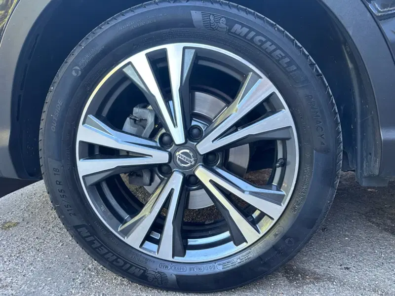 Nissan Qashqai usata a Bologna (7)