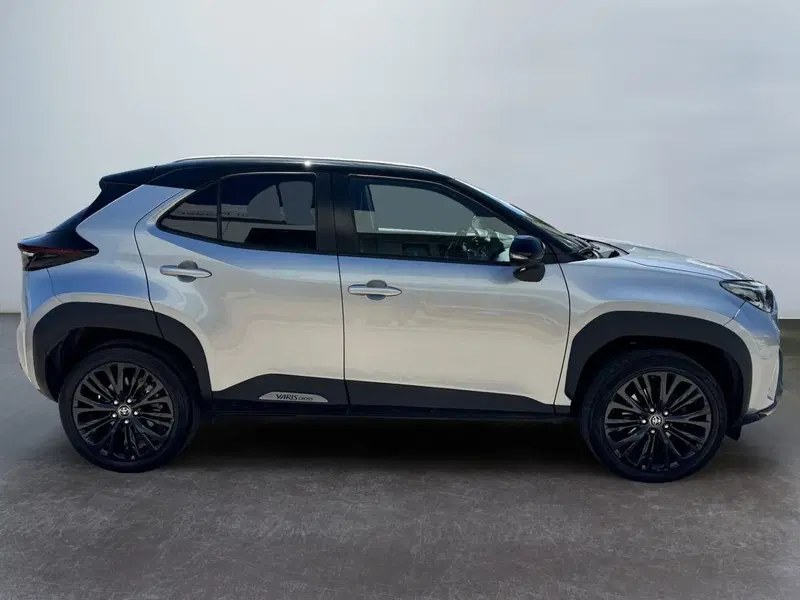 Toyota Yaris Cross usata a Modena (5)