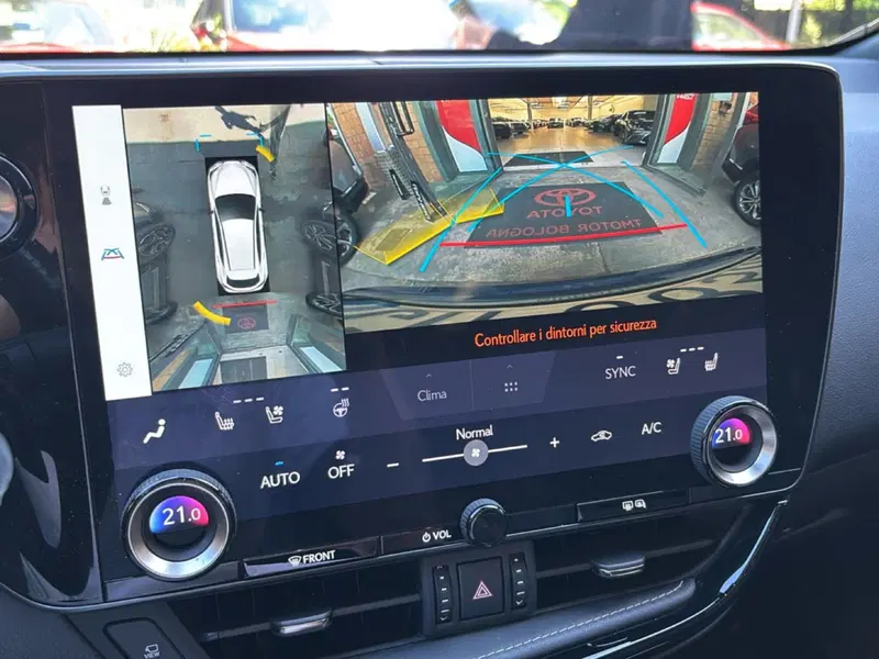Lexus NX usata a Bologna (18)