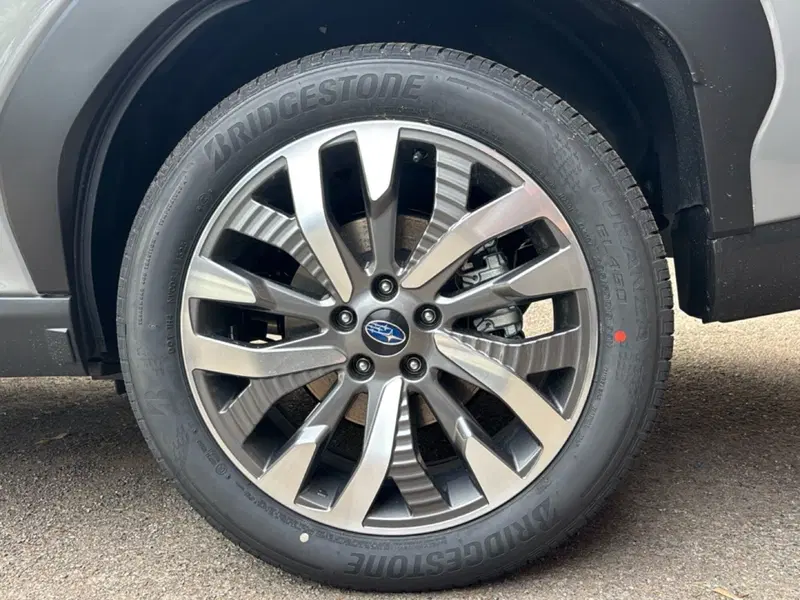 Subaru Forester nuova a Bologna (7)
